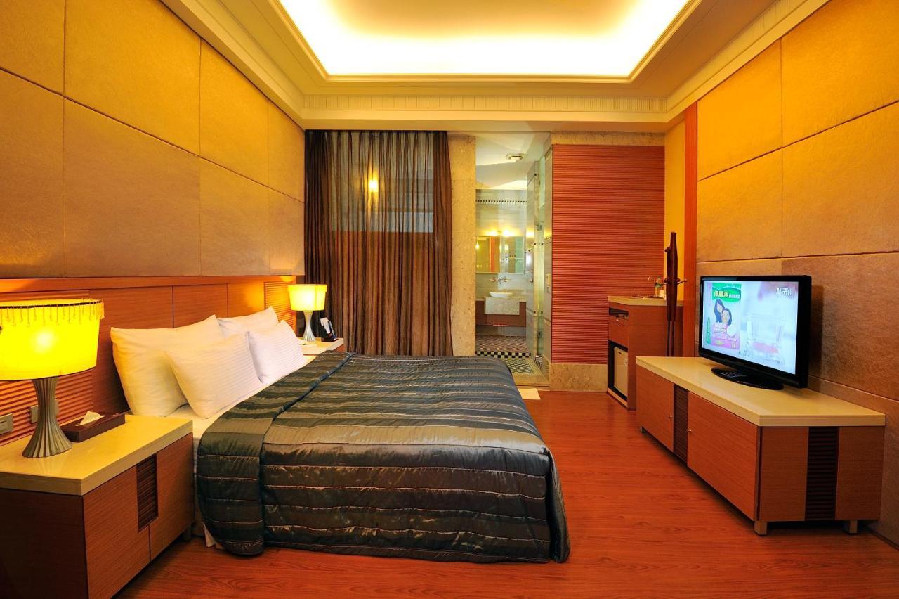Jing Hwa Motel Tainan Luaran gambar